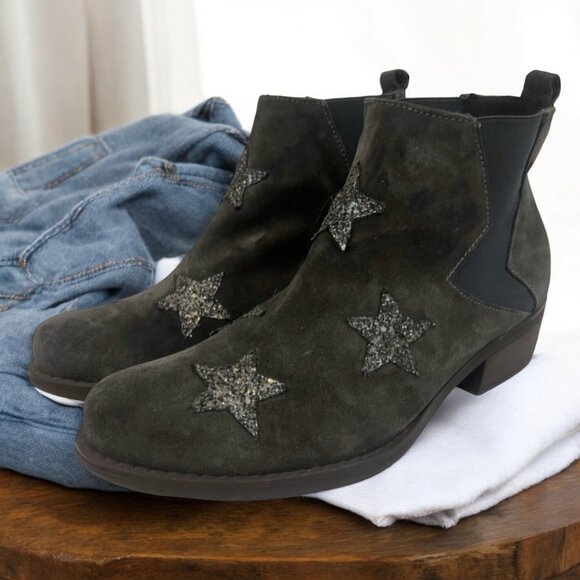 Eric Michaels Shoes - Eric Michaels Star & Lightning Rocker Chic Western Glam Gray Leather Ankle Boots